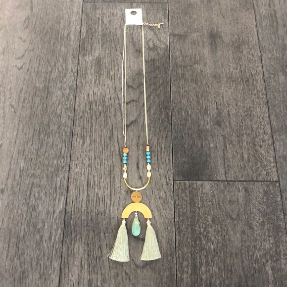 Lucky Brand Tassel Woman’s statement necklace - Picture 4 of 8